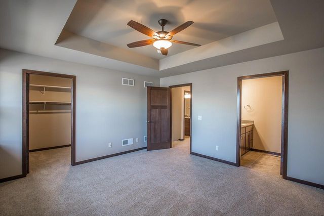 517 Spindrift Street, Mount Horeb, WI 53572