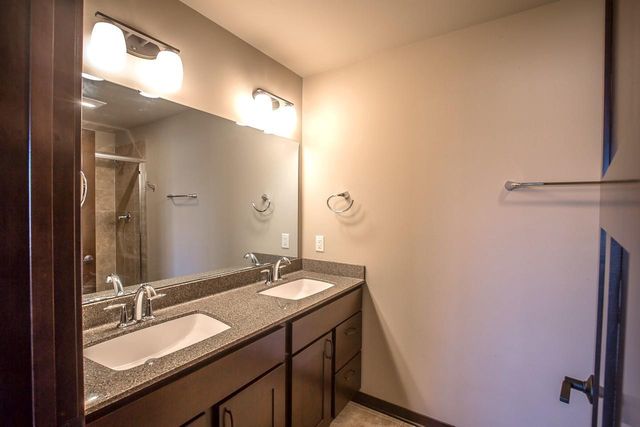 517 Spindrift Street, Mount Horeb, WI 53572