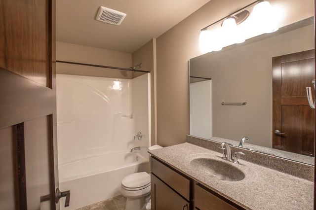517 Spindrift Street, Mount Horeb, WI 53572
