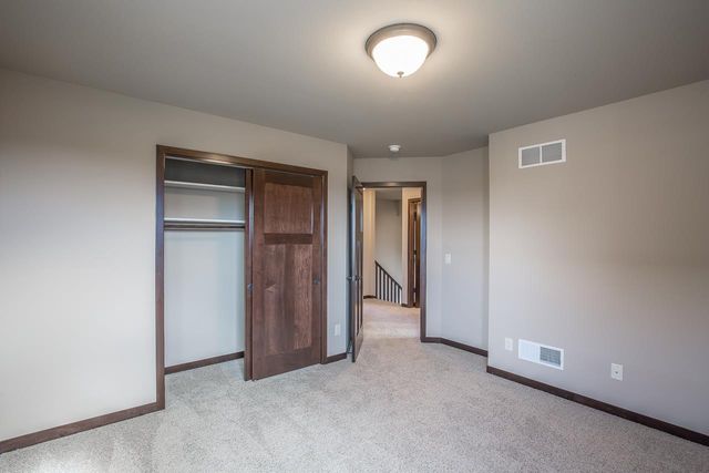 517 Spindrift Street, Mount Horeb, WI 53572