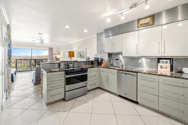 3385 Coastal Hwy 10, St Augustine, FL 32084