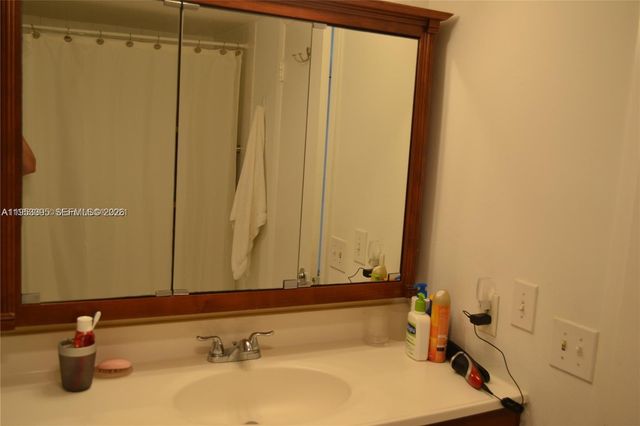 3850 Galt Ocean Dr 111, Fort Lauderdale, FL 33308