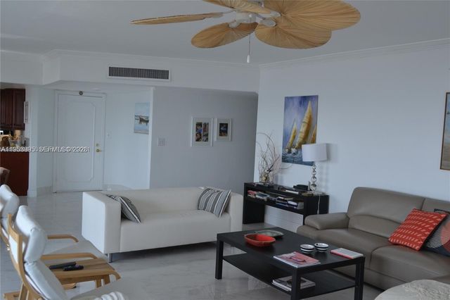 3850 Galt Ocean Dr 111, Fort Lauderdale, FL 33308