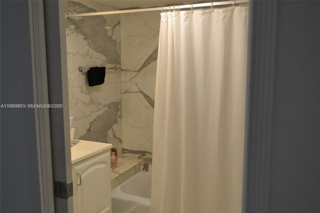 3850 Galt Ocean Dr 111, Fort Lauderdale, FL 33308