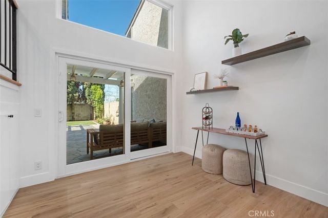 14135 Elystan, Westminster, CA 92683