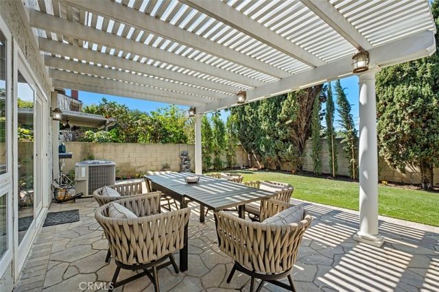 14135 Elystan, Westminster, CA 92683