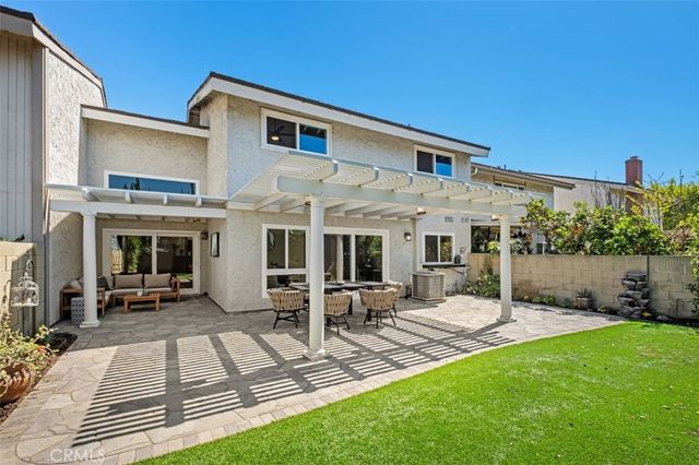 14135 Elystan, Westminster, CA 92683