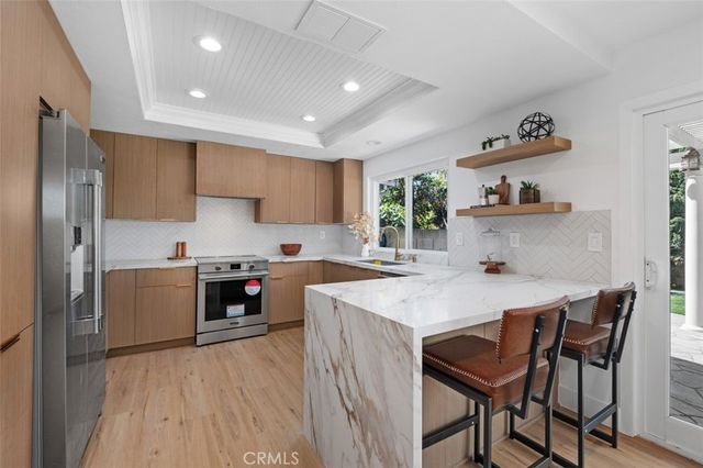 14135 Elystan, Westminster, CA 92683