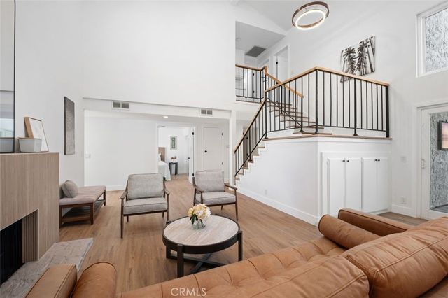 14135 Elystan, Westminster, CA 92683