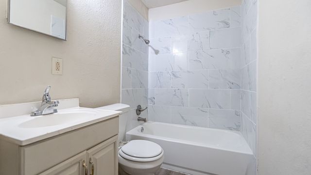 1848 Coral Road, Pelican Bay, TX 76020