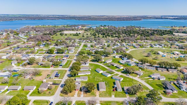 1848 Coral Road, Pelican Bay, TX 76020