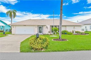 1007 SE 3rd ST, Cape Coral, FL 33990