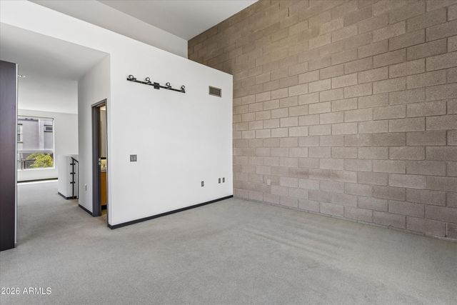 727 E PORTLAND Street 33, Phoenix, AZ 85006