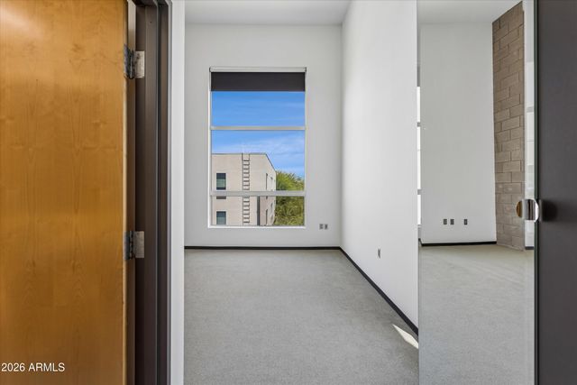 727 E PORTLAND Street 33, Phoenix, AZ 85006