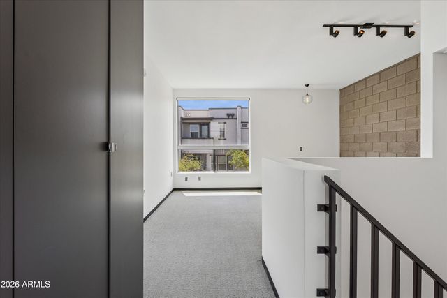 727 E PORTLAND Street 33, Phoenix, AZ 85006