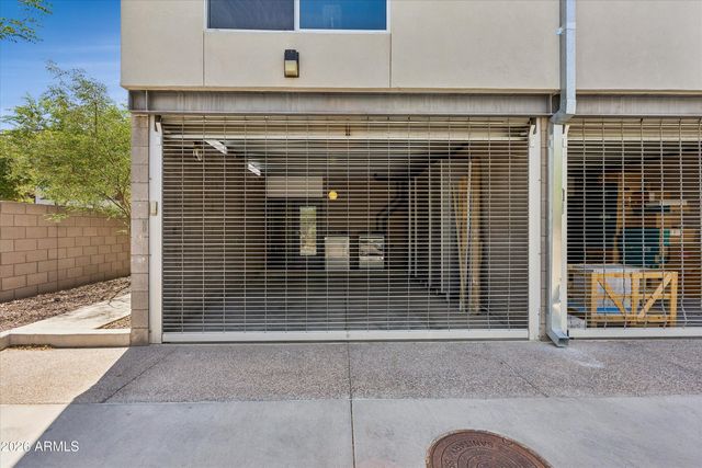 727 E PORTLAND Street 33, Phoenix, AZ 85006