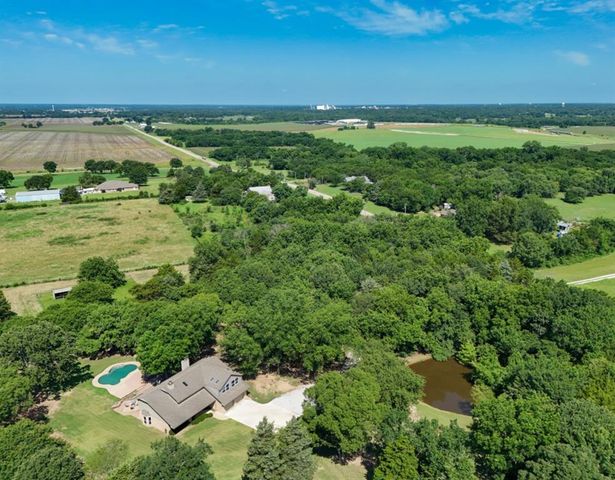 44303 Hardesty Road, Shawnee, OK 74801