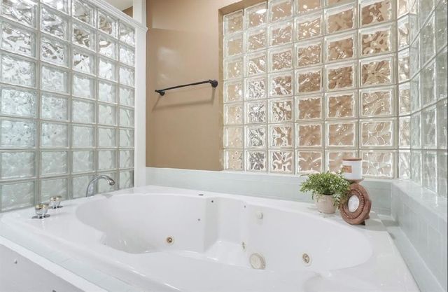 44303 Hardesty Road, Shawnee, OK 74801