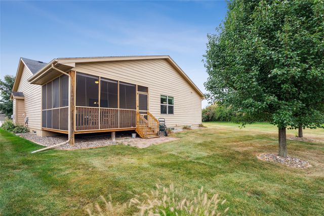 4412 125th Street, Urbandale, IA 50323