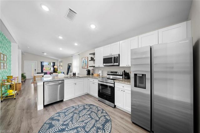 3260 Woodside AVE, Naples, FL 34112