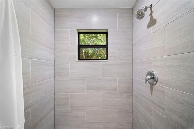 3260 Woodside AVE, Naples, FL 34112