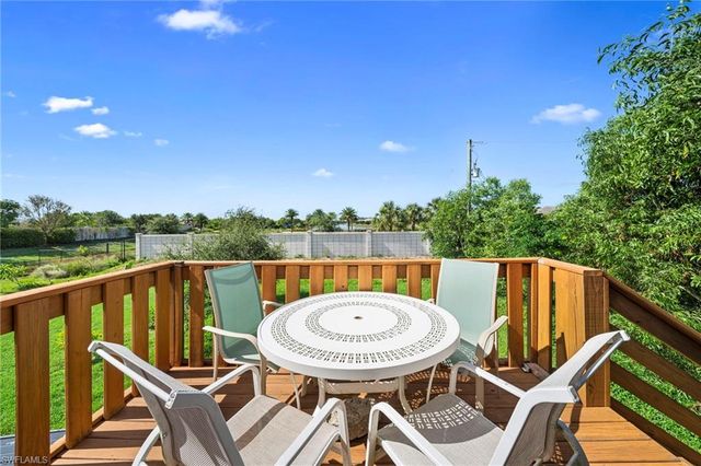 3260 Woodside AVE, Naples, FL 34112