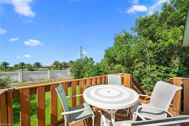 3260 Woodside AVE, Naples, FL 34112