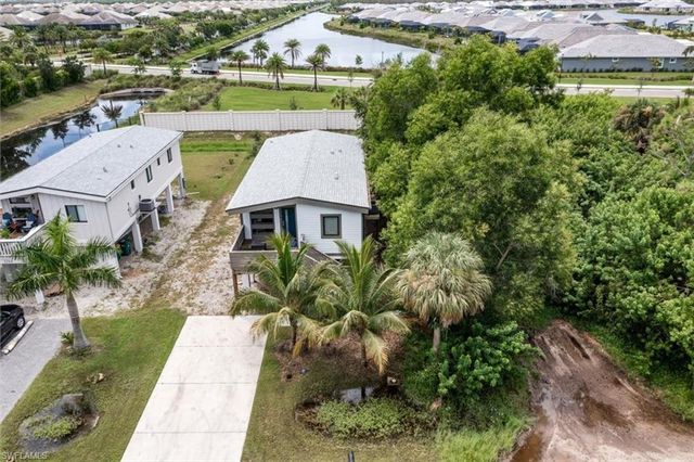 3260 Woodside AVE, Naples, FL 34112