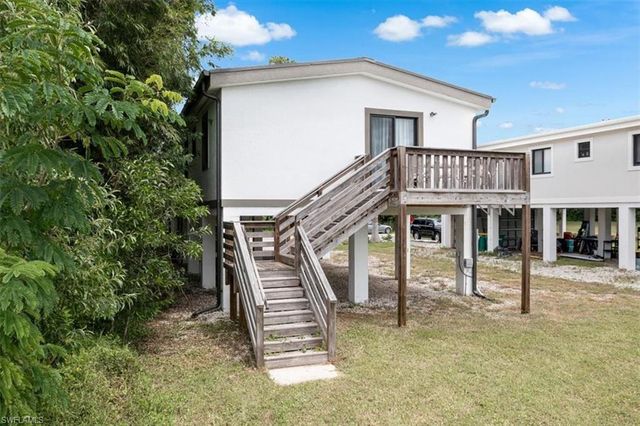3260 Woodside AVE, Naples, FL 34112