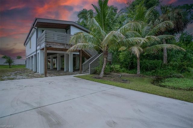 3260 Woodside AVE, Naples, FL 34112