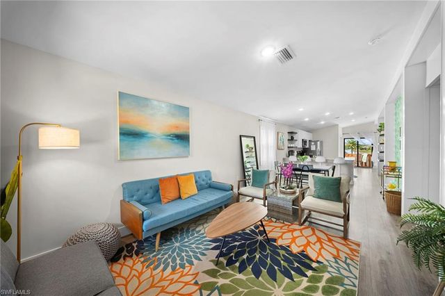3260 Woodside AVE, Naples, FL 34112