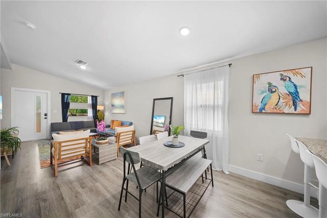 3260 Woodside AVE, Naples, FL 34112
