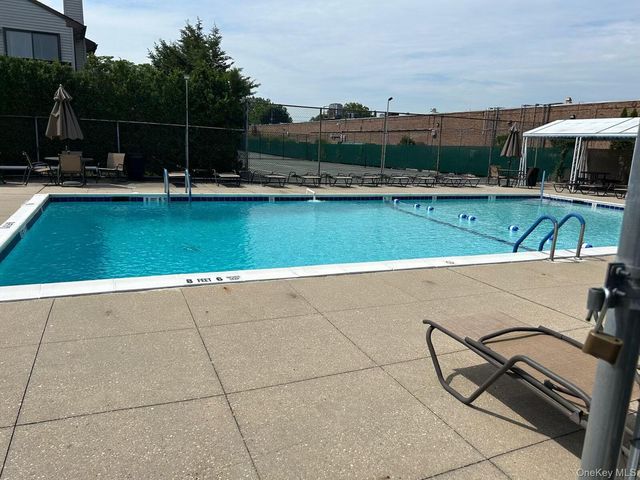 181 Laurel Lane, Wantagh, NY 11793