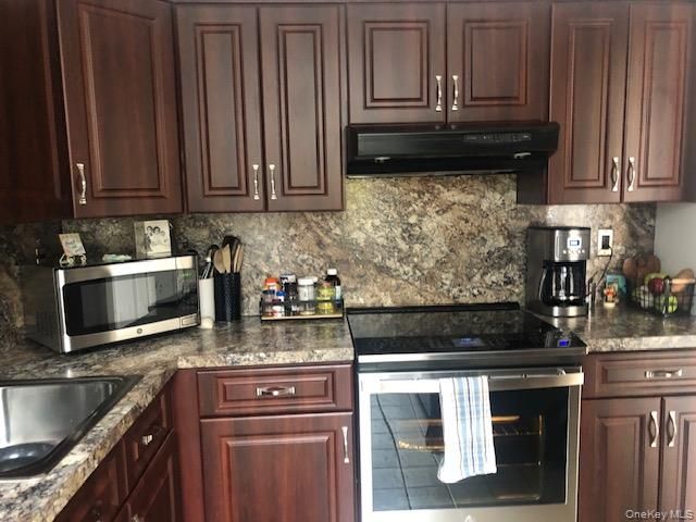 181 Laurel Lane, Wantagh, NY 11793