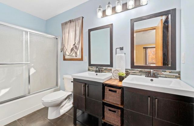 11703 W Nantucket St, Wichita, KS 67212
