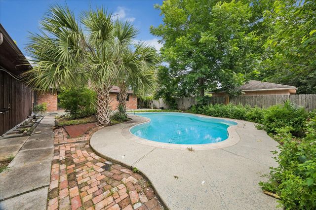 3314 Tanglewilde Street, Houston, TX 77063