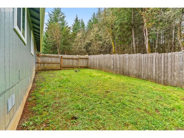 24705 PARKSIDE Dr, Veneta, OR 97487