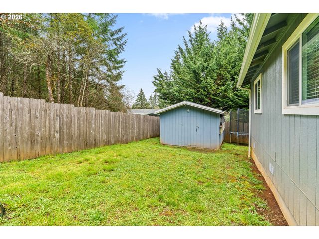 24705 PARKSIDE Dr, Veneta, OR 97487