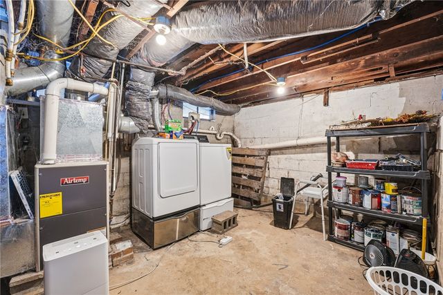 1541 Woodland Ave, Sandycreek Twp, PA 16323