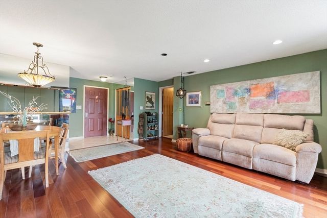 154 Lynnway 407, Lynn, MA 01902