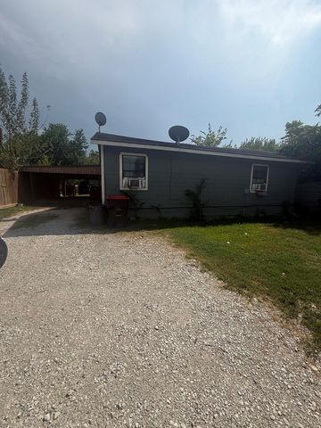 14612 Brownsville Street, Houston, TX 77015