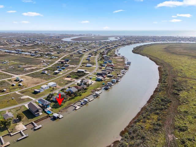 876 Seagull, Sargent, TX 77414