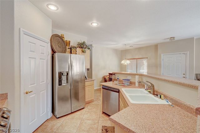 6744 Lavender Lilly Lane 3, North Las Vegas, NV 89084