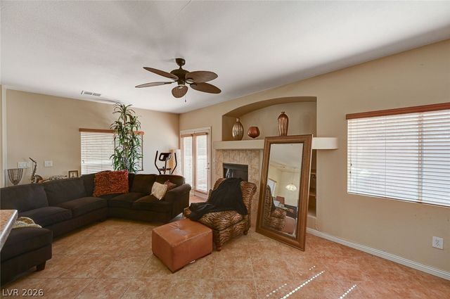 6744 Lavender Lilly Lane 3, North Las Vegas, NV 89084