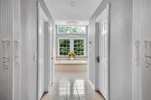 317 ROCK RIDGE CT, Franklin Lakes, NJ 07417