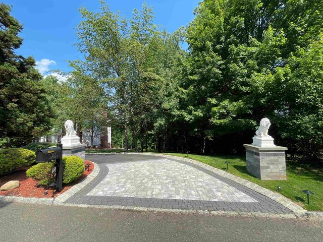 317 ROCK RIDGE CT, Franklin Lakes, NJ 07417