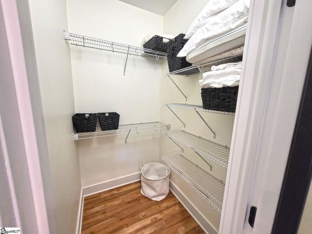 366 Hideaway Cove Drive, Seneca, SC 29672
