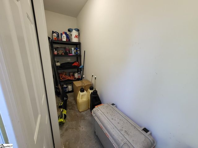 366 Hideaway Cove Drive, Seneca, SC 29672