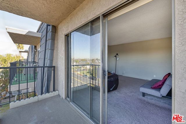 12400 Montecito Road 403, Seal Beach, CA 90740