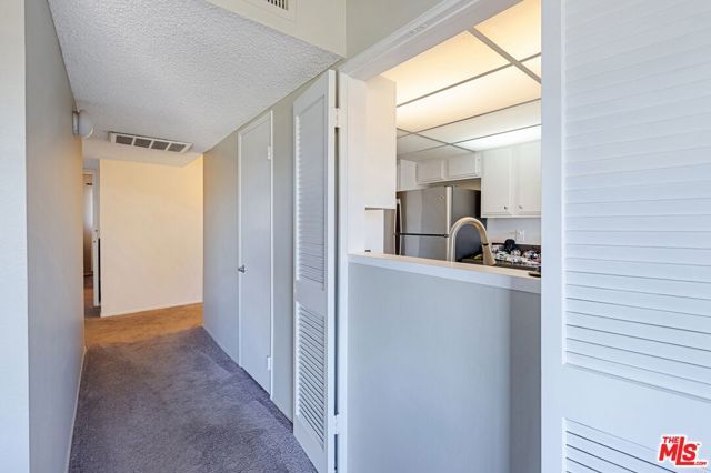 12400 Montecito Road 403, Seal Beach, CA 90740